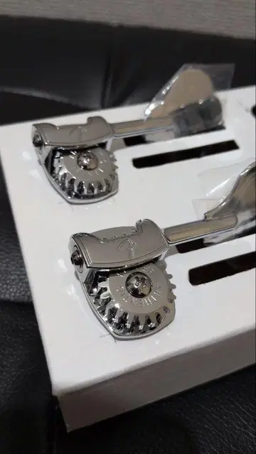 Fender USA 베이스 페그 2개 세트 펜더