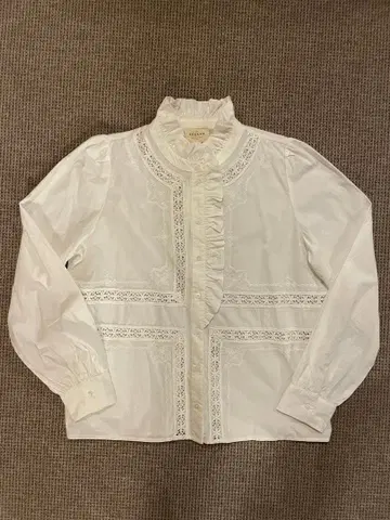 SEZANE 세잔느 프릴 자수 블라우스