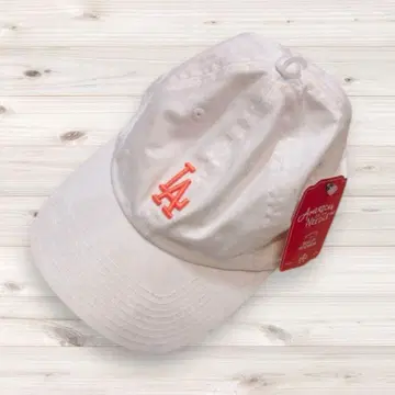 AMERICAN NEEDLE LA 로고 화이트 캡