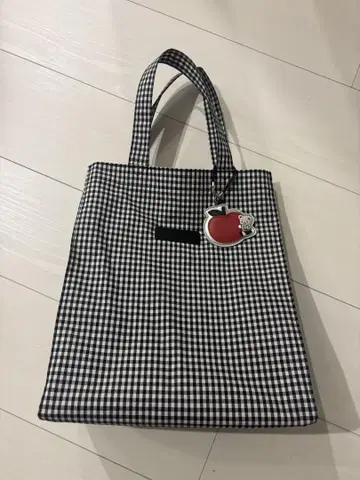 패밀리아 체크 토트