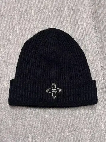 서저리 비니 블랙