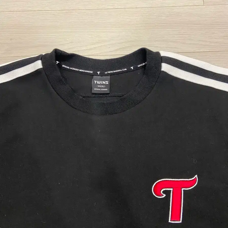 LG Twins Black Sweatshirt XL, Size 105 on Bunjang Global