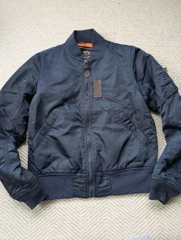 새상품급 ALPHA INDUSTRIES MA-1 플라이트 자켓