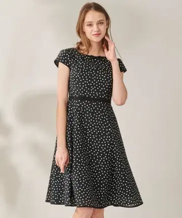 [세탁 가능!] CARAMELLA DRESS 드레스 블랙