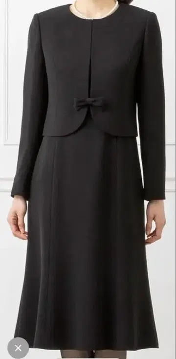 [ 새상품급 ] 세탁 가능한 블랙 자켓 포함 포멀 원피스 상복