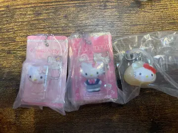 헬로키티 패키지  가챠가챠 3종 세트