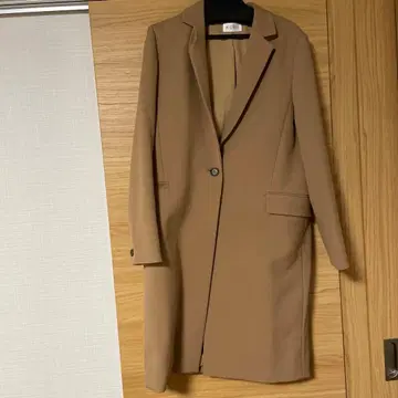 베이지 체스터 코트 싱글 버튼 롱 코트