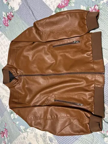 브라운 가죽 자켓