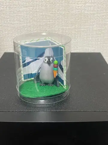 펭귄 피규어
