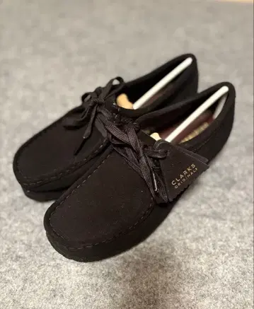 새상품 CLARKS 왈라비 블랙 24cm UK5/38