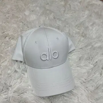 alo yoga 화이트 야구 모자 O/S