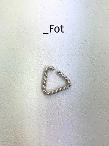 Fot twist form cuff S 정가 16,500엔