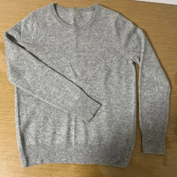 UNIQLO 캐시미어 100% 그레이 긴팔 니트 스웨터