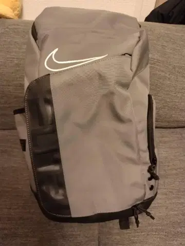Nike Hoops Elite 백팩 그레이 미사용