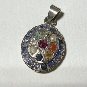 실버 보석 참 약 3cm x 1.8cm