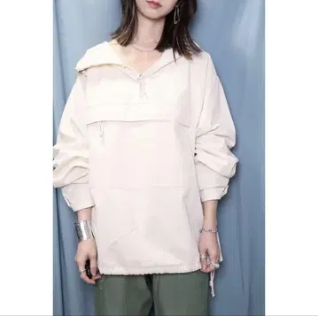 HOWIE anorak (White)