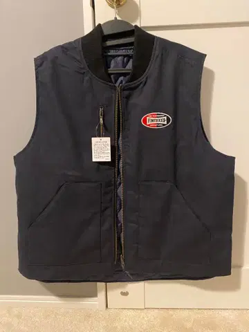 FINESIXXX OVAL LOGO DUCK VEST