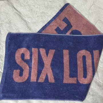 SIX LOUNGE 타월