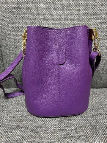 퍼플 가죽 버킷 숄더백