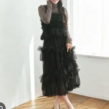 레이디 아젤 블랙 튤 프릴 스커트 S 사이즈