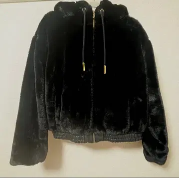 ZARA 후드 부착 블랙 퍼 자켓