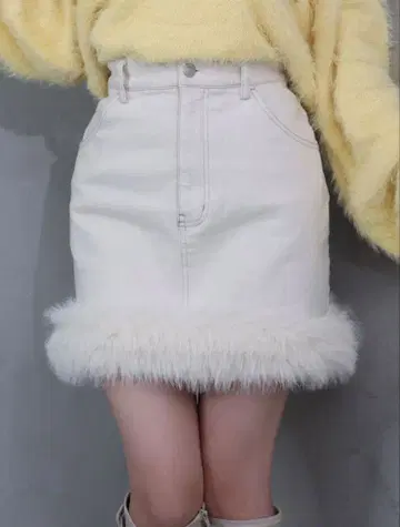밑단 인조 모피 데님 미니 스커트