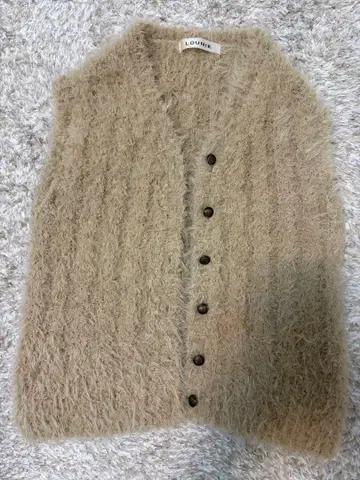 LOUNIE 베이지 베스트