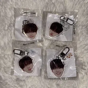 TREASURE 재혁 캡슐 토이 희로애락 얼굴 아크릴 키링 컴플리트