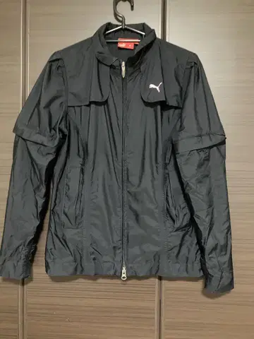 PUMA 블랙 자켓 S 사이즈