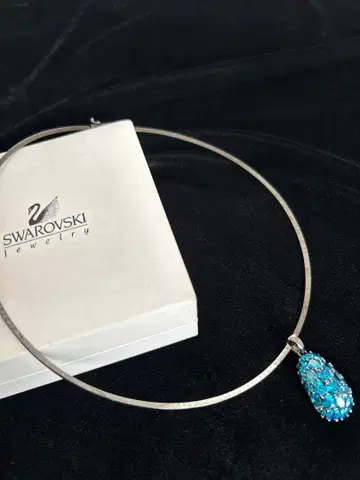 SWAROVSKI 스와로브스키 파란색 크리스탈 목걸이