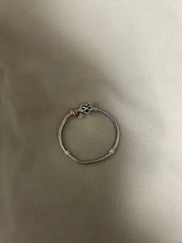 Pandora 팔찌