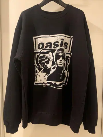 Oasis 크루넥 맨투맨 블랙