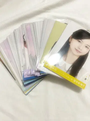 니지사카 46 2기생 브로마이드 묶음 판매