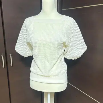 [셀포드] 화이트 메쉬 편직 반팔 티셔츠