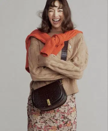 새상품급 랄프 로렌 원포인트 자수 굵은 케이블 하이넥 니트 베이지