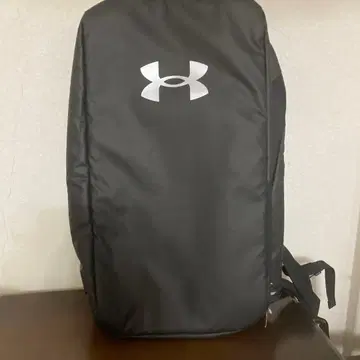 UNDER ARMOUR 블랙 백팩