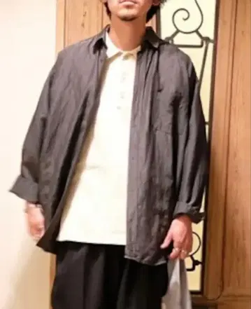 marka WIDE FIT SHIRT