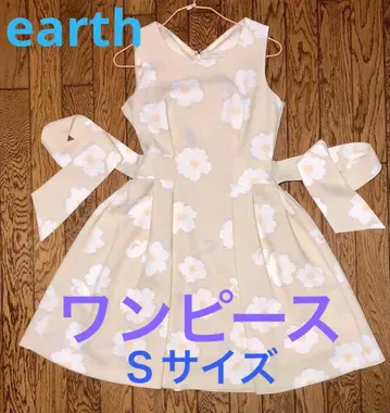 [earth] 아이보리 원피스 슬리브리스 꽃무늬 둥근넥 뒷리본 청순