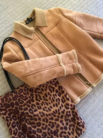 COCHET 무스탕 재킷 9호 사이즈