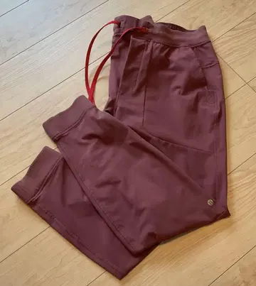 (11) lululemon ABC Jogger Shorter
