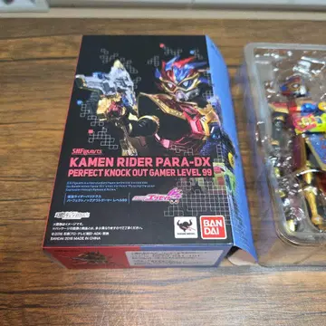 S.H.Figuarts 가면라이더 파라독스 퍼펙트 녹아웃 게이머