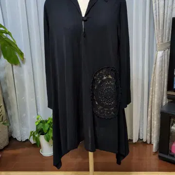 블랙 레이스 짜임 패치 긴팔 튜닉