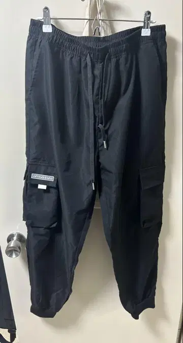 블랙 카고 팬츠