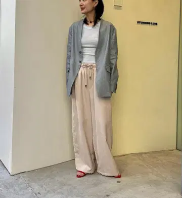 스터닝 루어 에어리 팬츠
