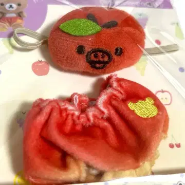 옷 갈아입는 리락쿠마 사과 팬츠와 모자 언제나 함께