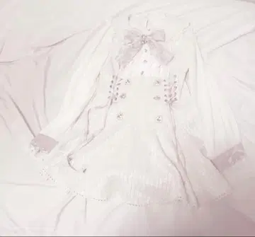 Liz Lisa 화이트 스커트 셋업