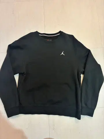 [ Jordan ] 맨투맨 긴팔 트레이닝복 블랙 M 사이즈