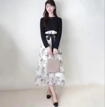 시마무라 여성용 플라워 스커트 도킹 원피스 (카도와키 레이나)