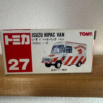 토미카 ISUZU HIPAC VAN 27 1/70
