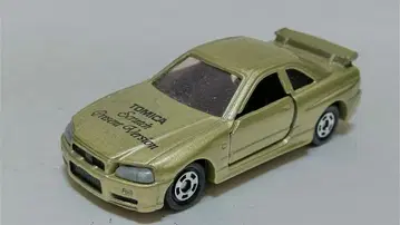 토미카 스크래치 선물 스카이라인 GT-R BNR34 시트 리브 오른쪽
